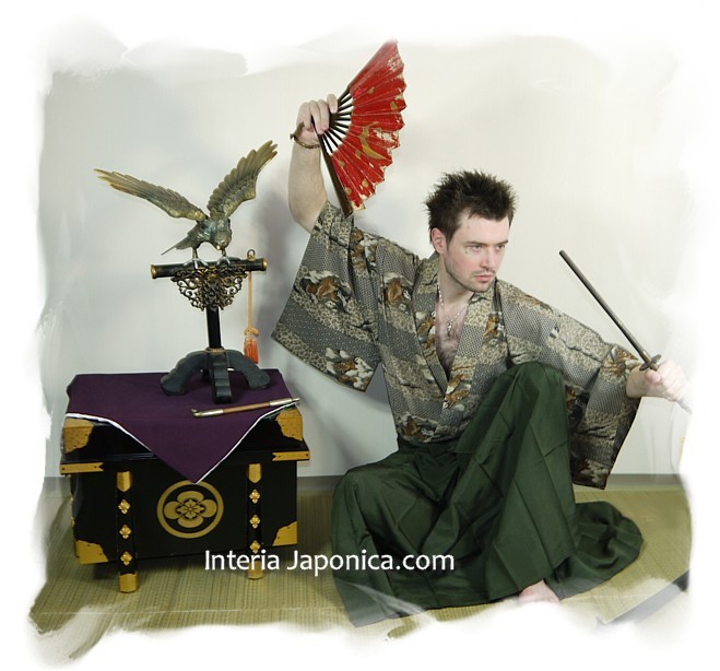 японская бронзовая композиция Охотничий сокол на стойке, 1900-е гг