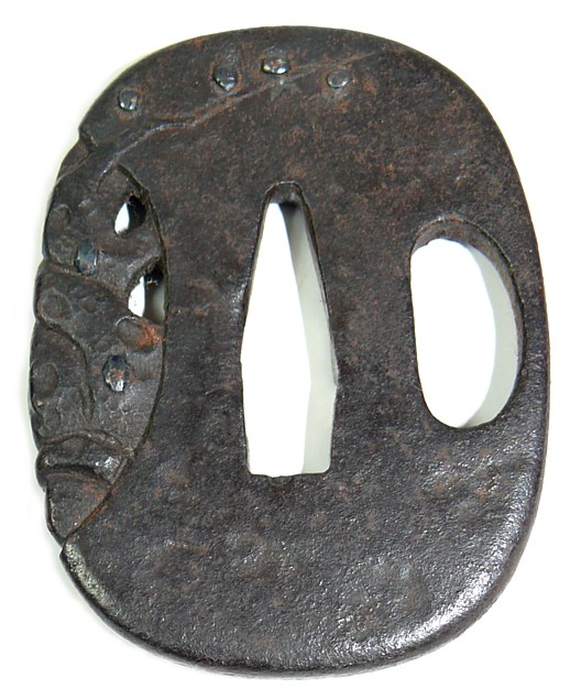 цуба (гарда) японского кинжала танто, эпоха Эдо