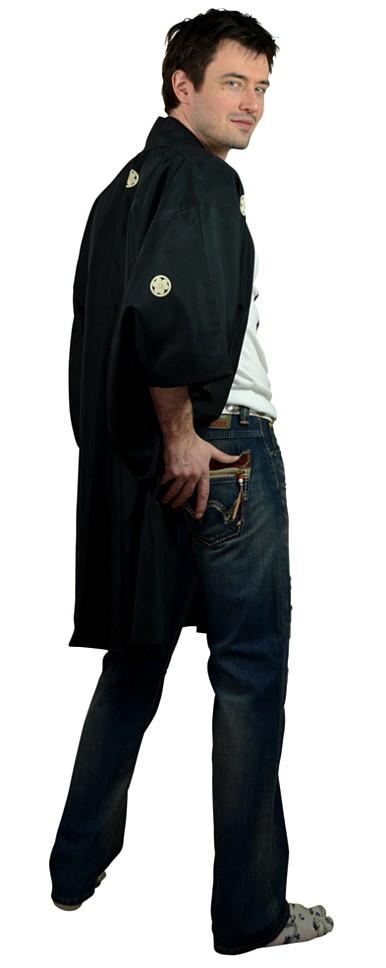 хаори, японкая традиционная верхняя одежда в виде длинного кардигана