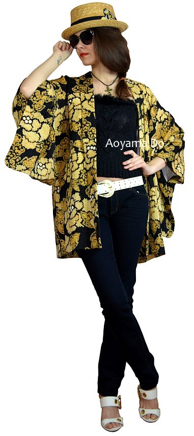 шелковое японское традиционное хаори и современная одежда