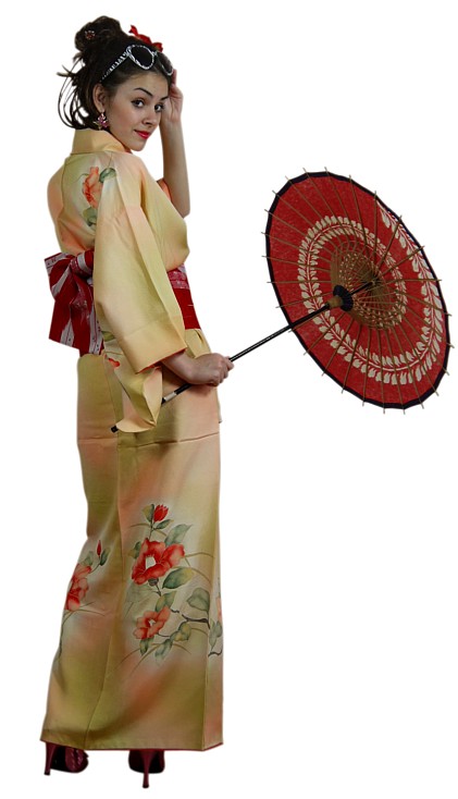 японское кимоно и пояс оби